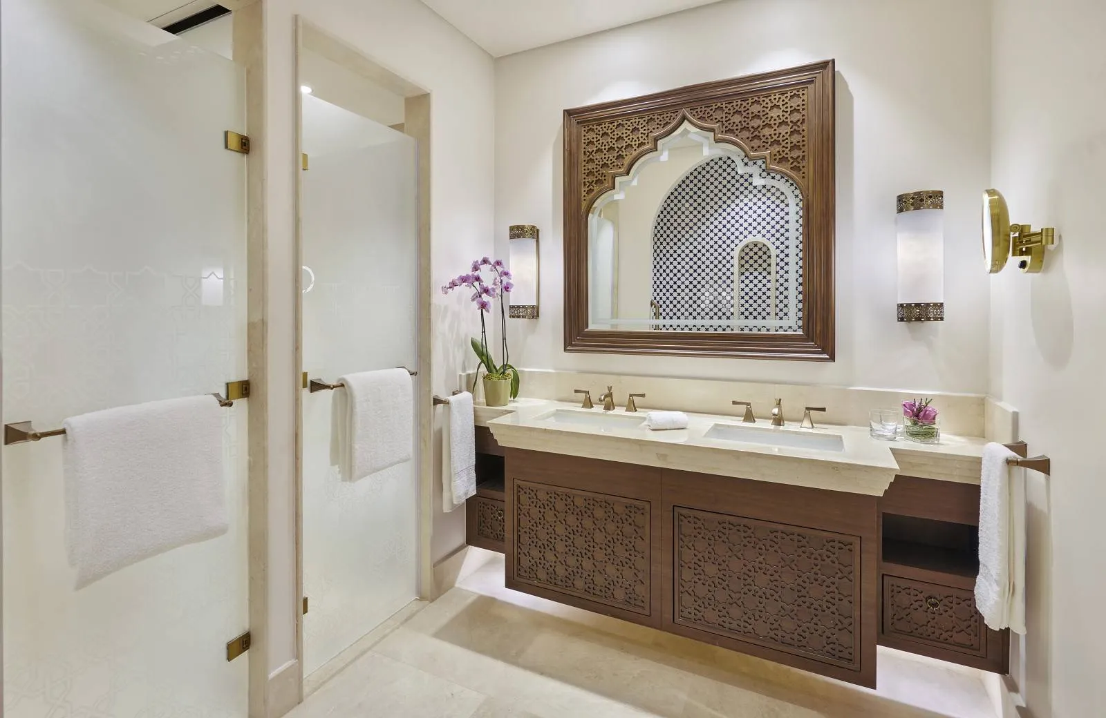 Hilton Salwa Beach Resort & Villas 5*