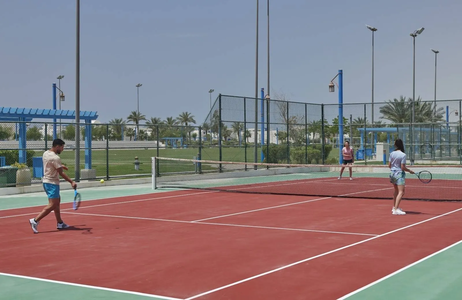 Hilton Salwa Beach Resort & Villas 5*