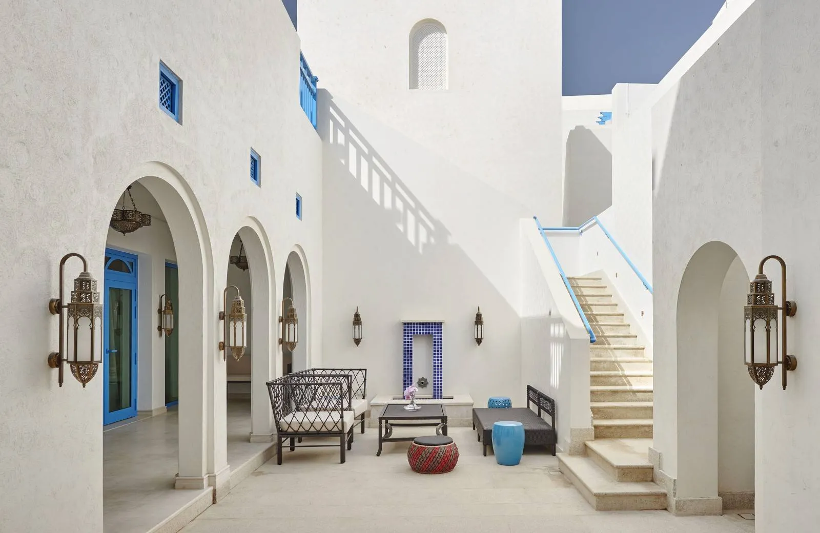 Hilton Salwa Beach Resort & Villas 5*