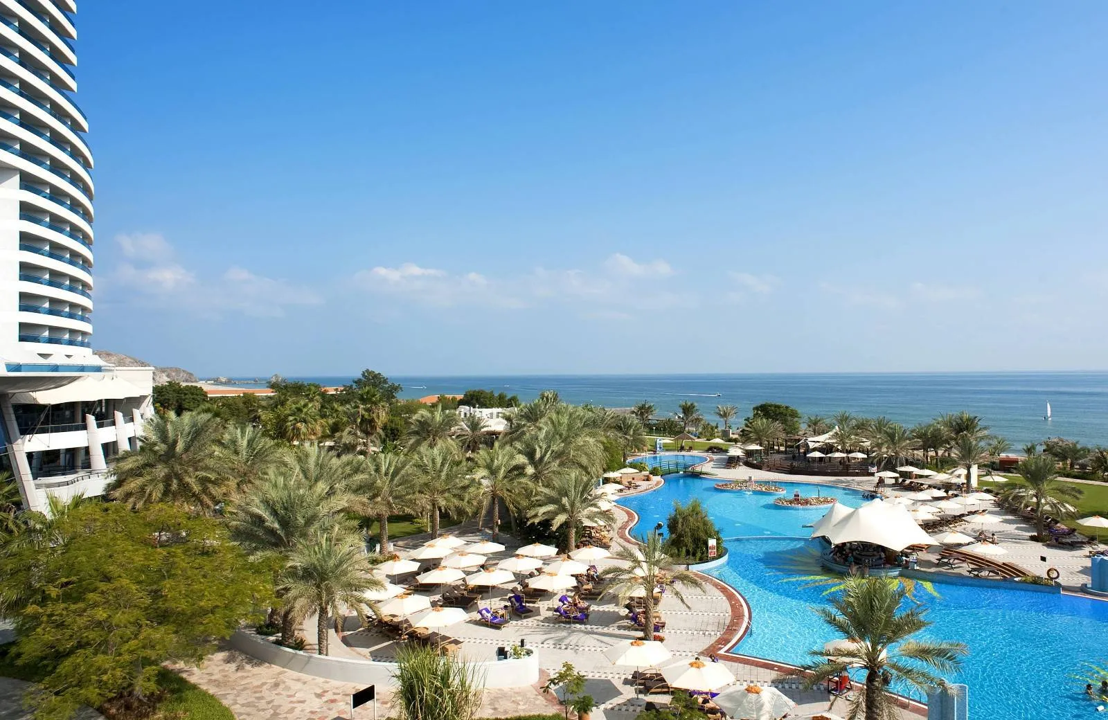 Le Meridien Al Aqah Beach Resort 5*