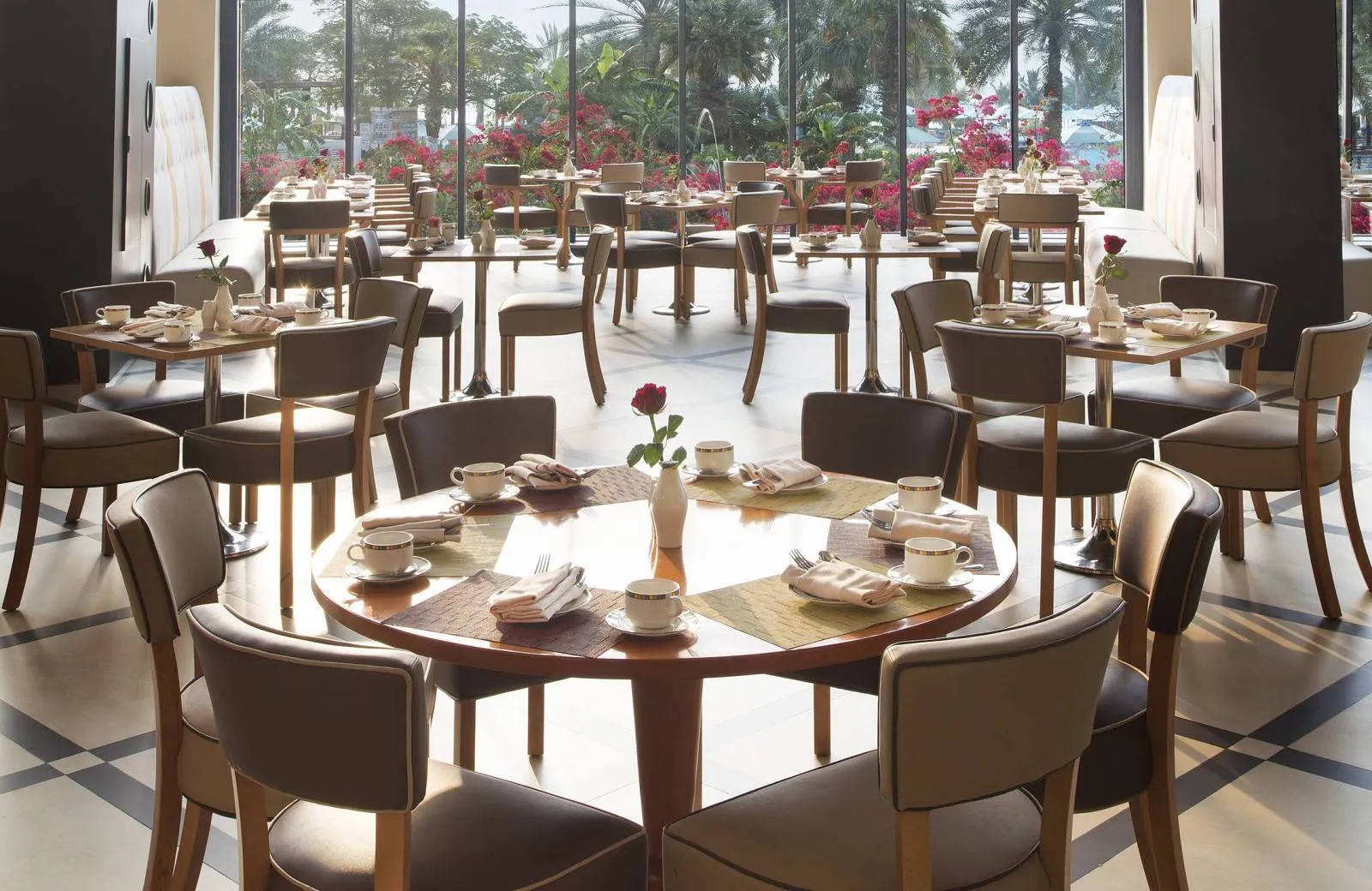 Le Meridien Al Aqah Beach Resort 5*