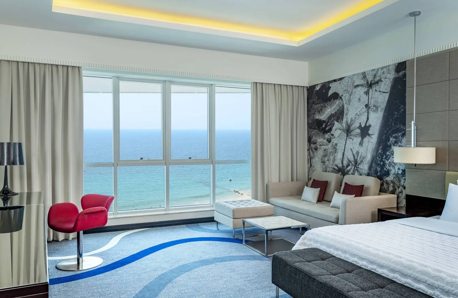 Le Meridien Al Aqah Beach Resort 5*