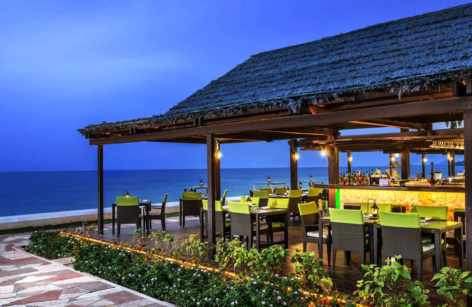 Le Meridien Al Aqah Beach Resort 5*