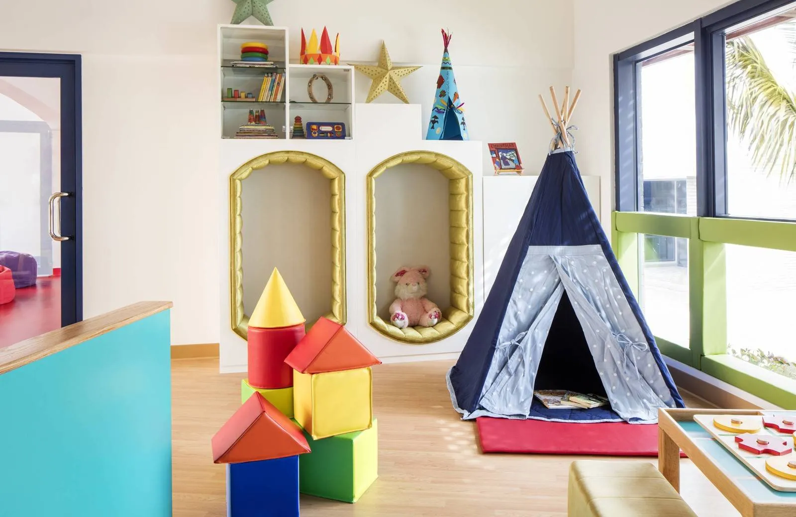 Le Meridien Al Aqah Beach Resort 5*