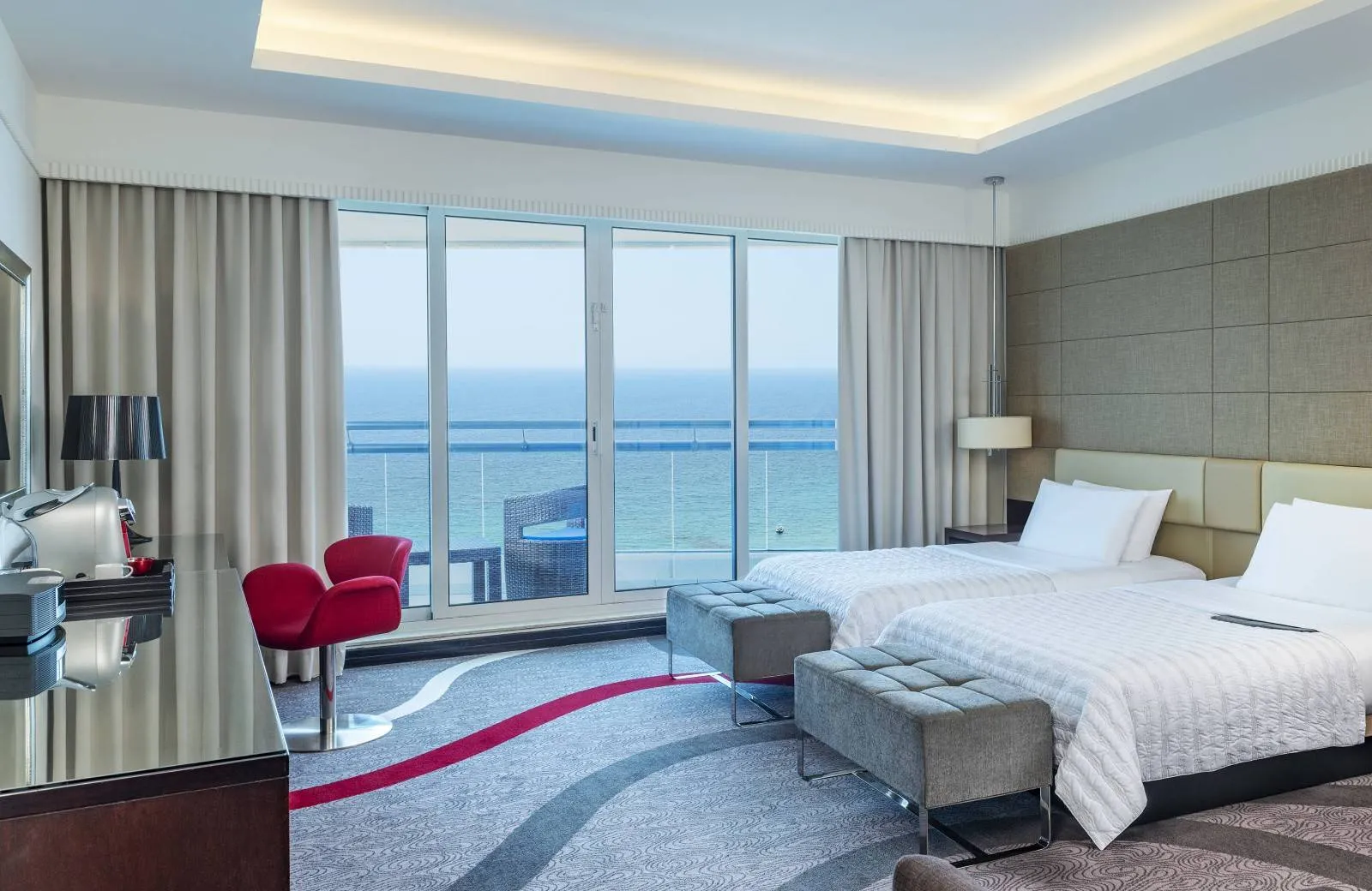 Le Meridien Al Aqah Beach Resort 5*