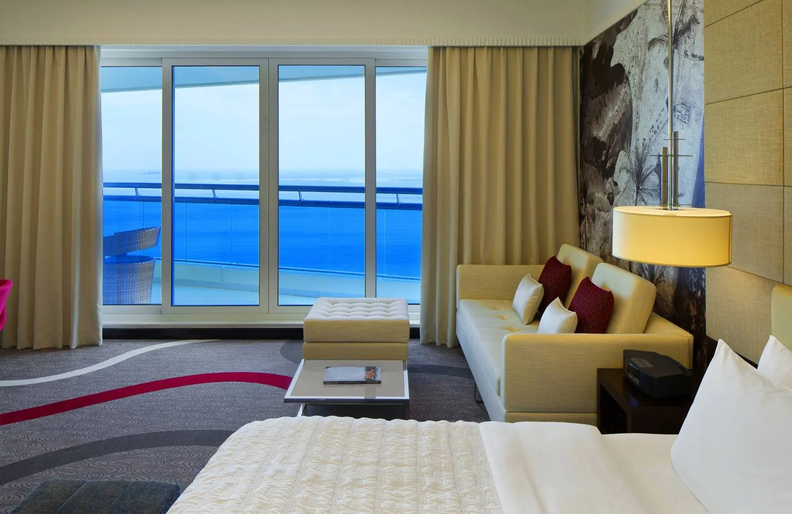 Le Meridien Al Aqah Beach Resort 5*