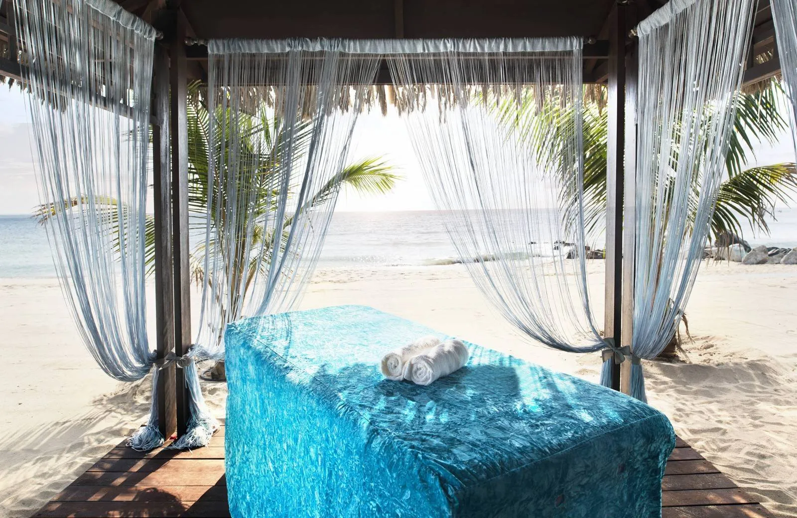 Le Meridien Al Aqah Beach Resort 5*