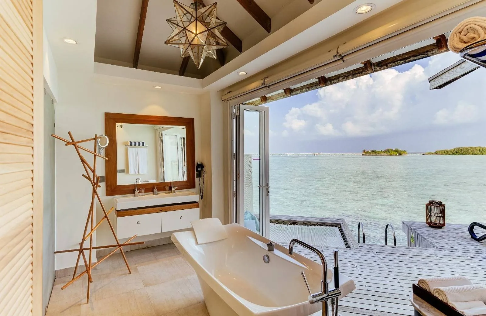 Cinnamon Dhonveli Maldives 4*