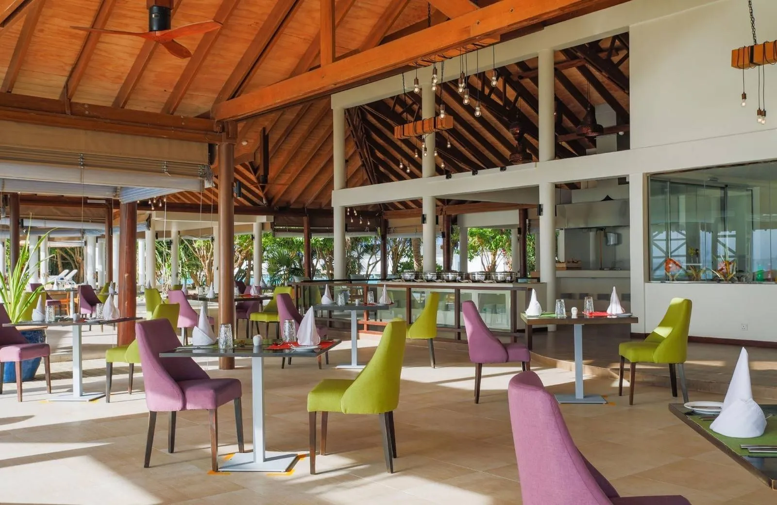 Cinnamon Dhonveli Maldives 4*