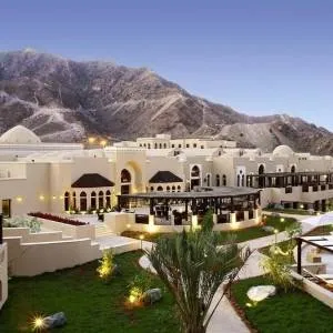 Miramar Al Aqah Beach Resort Fujairah 5*