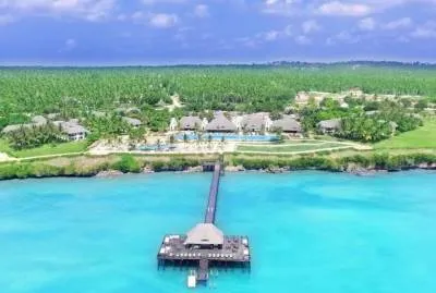 Sea Cliff Zanzibar 5*