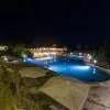 Reef & Beach Resort  4*