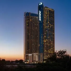 DAMAC Maison Aykon City Dubai 4*
