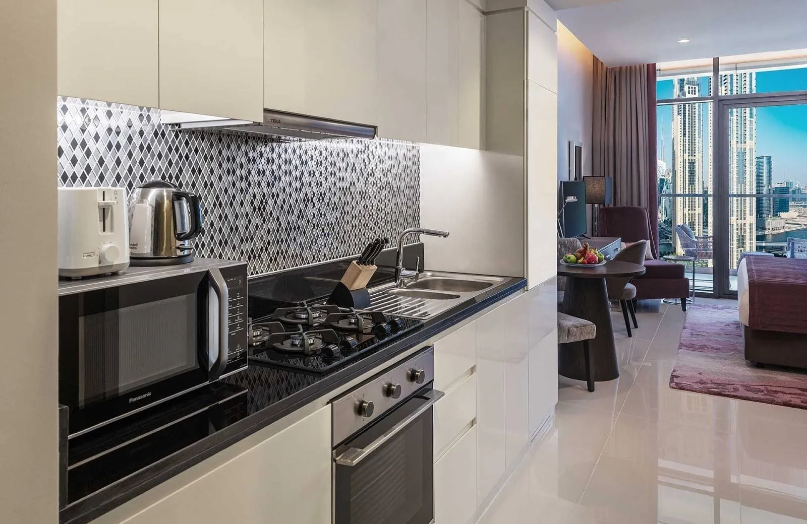 DAMAC Maison Aykon City Dubai 4*