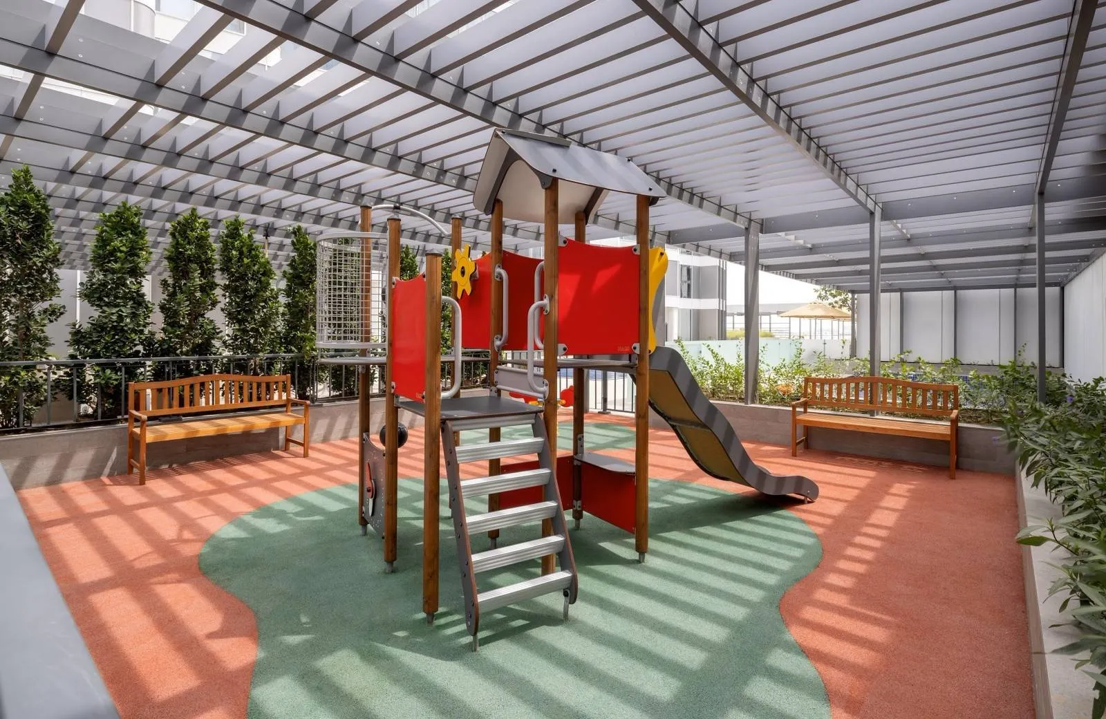 Holiday Inn Dubai Business Bay 4*