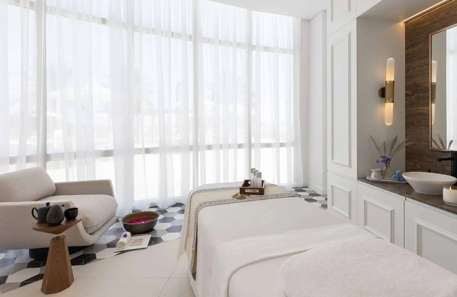 Sofitel Al Hamra Beach Resort 5*