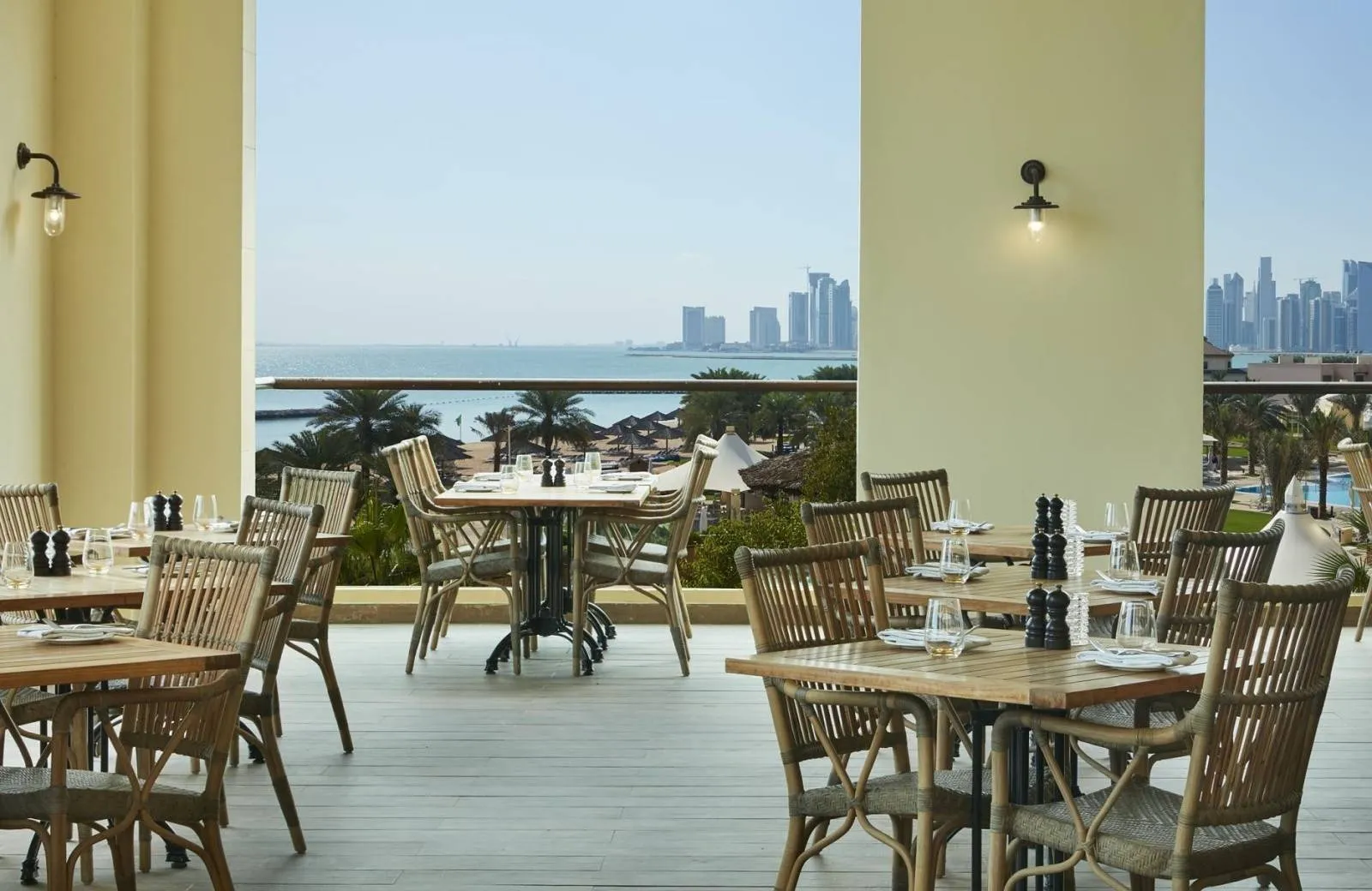 InterContinental Doha Beach & Spa 5*