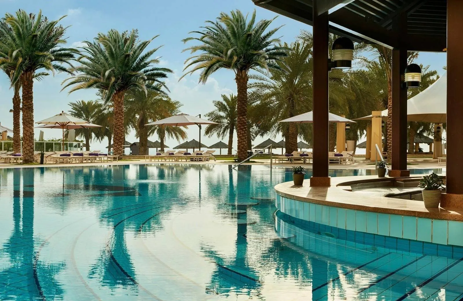 InterContinental Doha Beach & Spa 5*