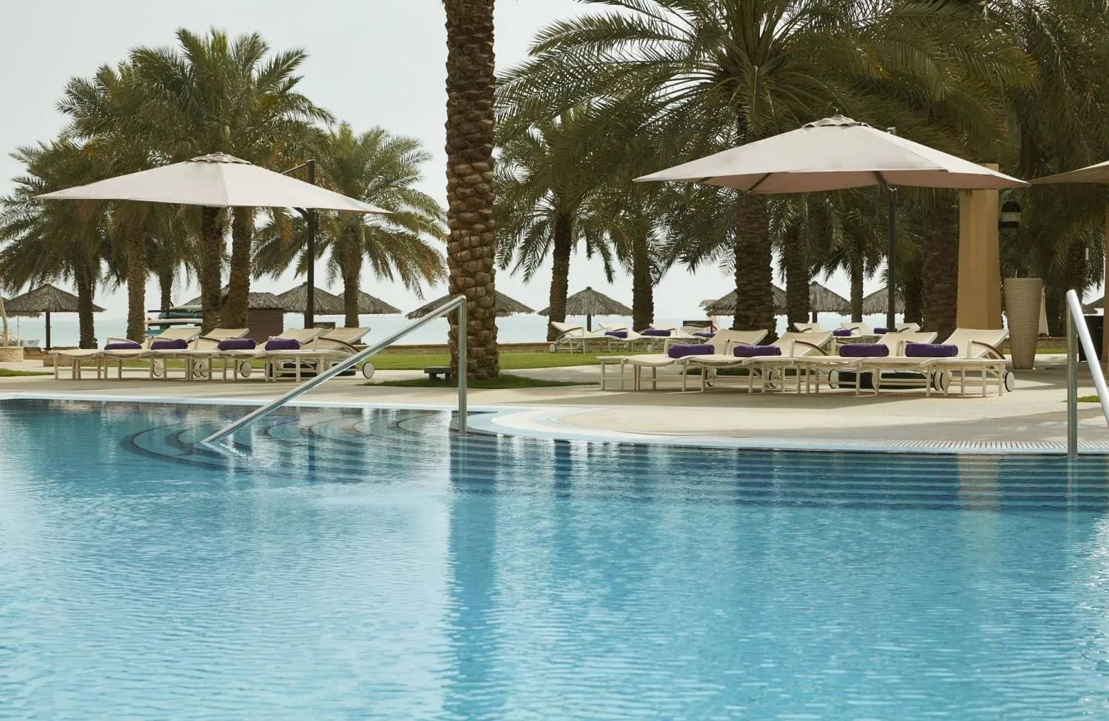InterContinental Doha Beach & Spa 5*