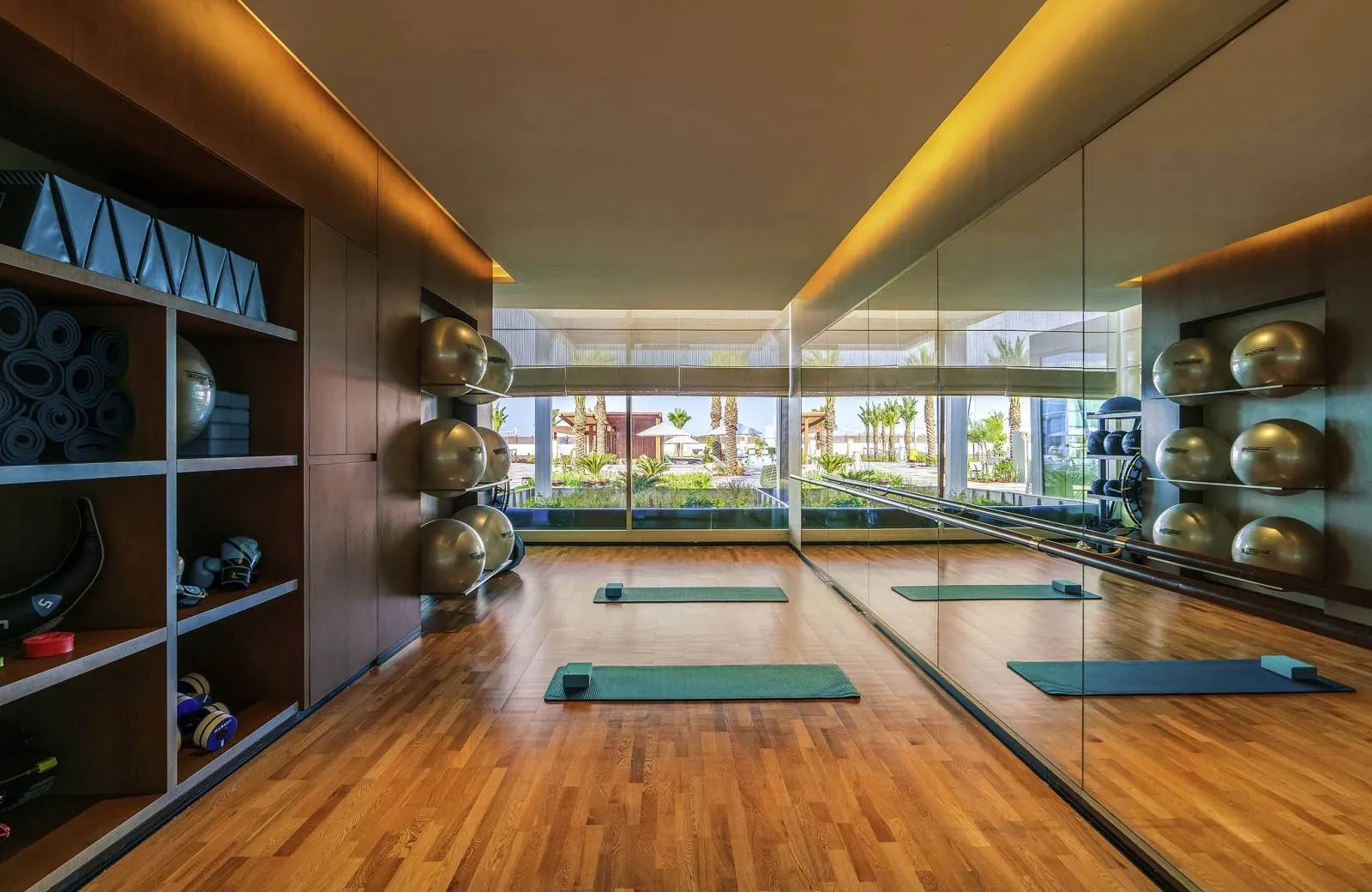 Rixos Gulf Hotel Doha  5*