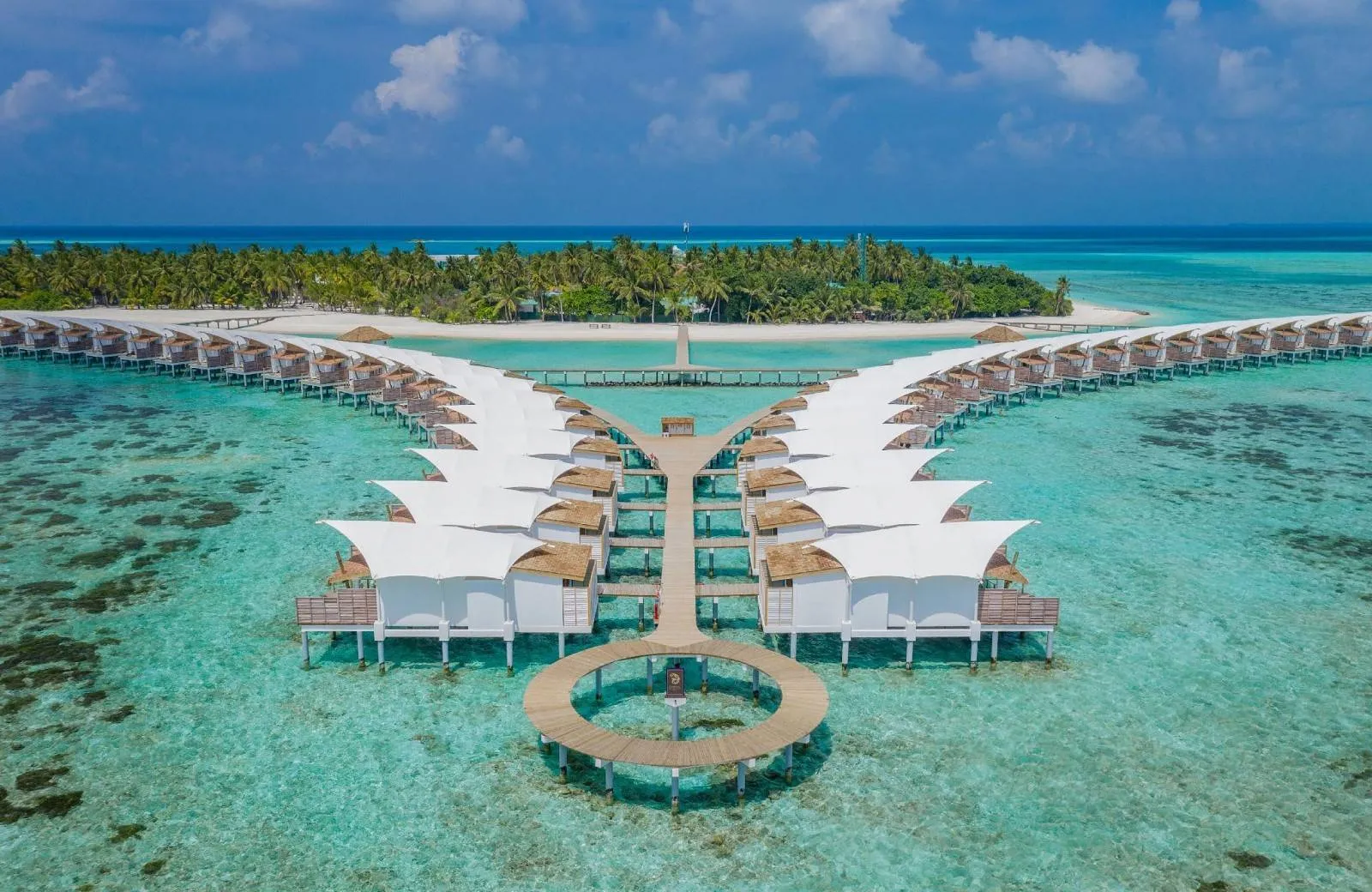 Cinnamon Hakuraa Huraa Maldives 4*