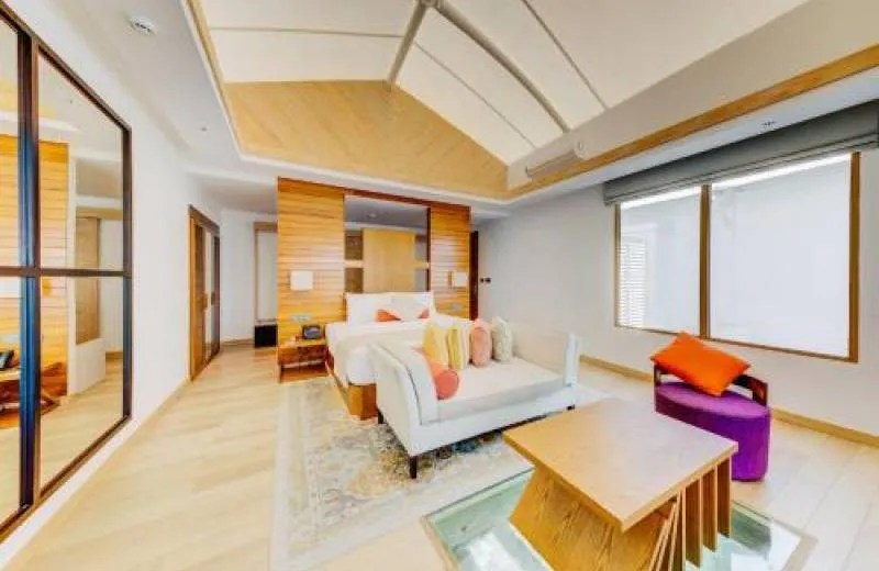 Cinnamon Hakuraa Huraa Maldives 4*