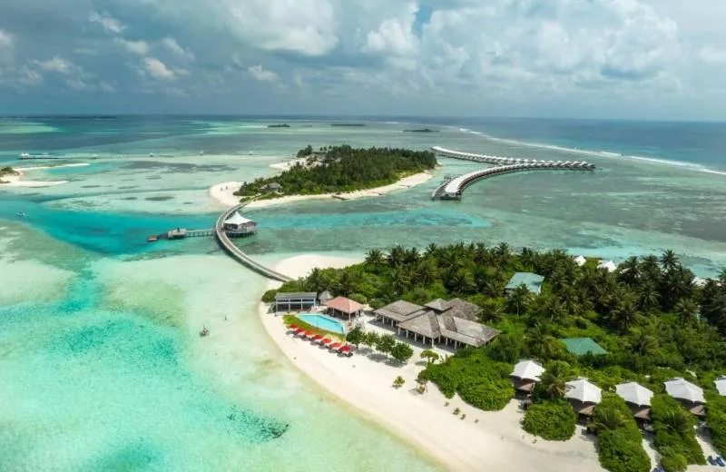 Cinnamon Hakuraa Huraa Maldives 4*