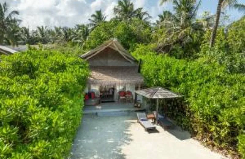 Cinnamon Hakuraa Huraa Maldives 4*