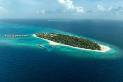 Avani+ Fares Maldives Resort 5*