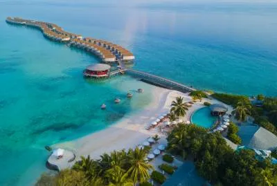 Centara Ras Fushi Resort & Spa Maldives 4*