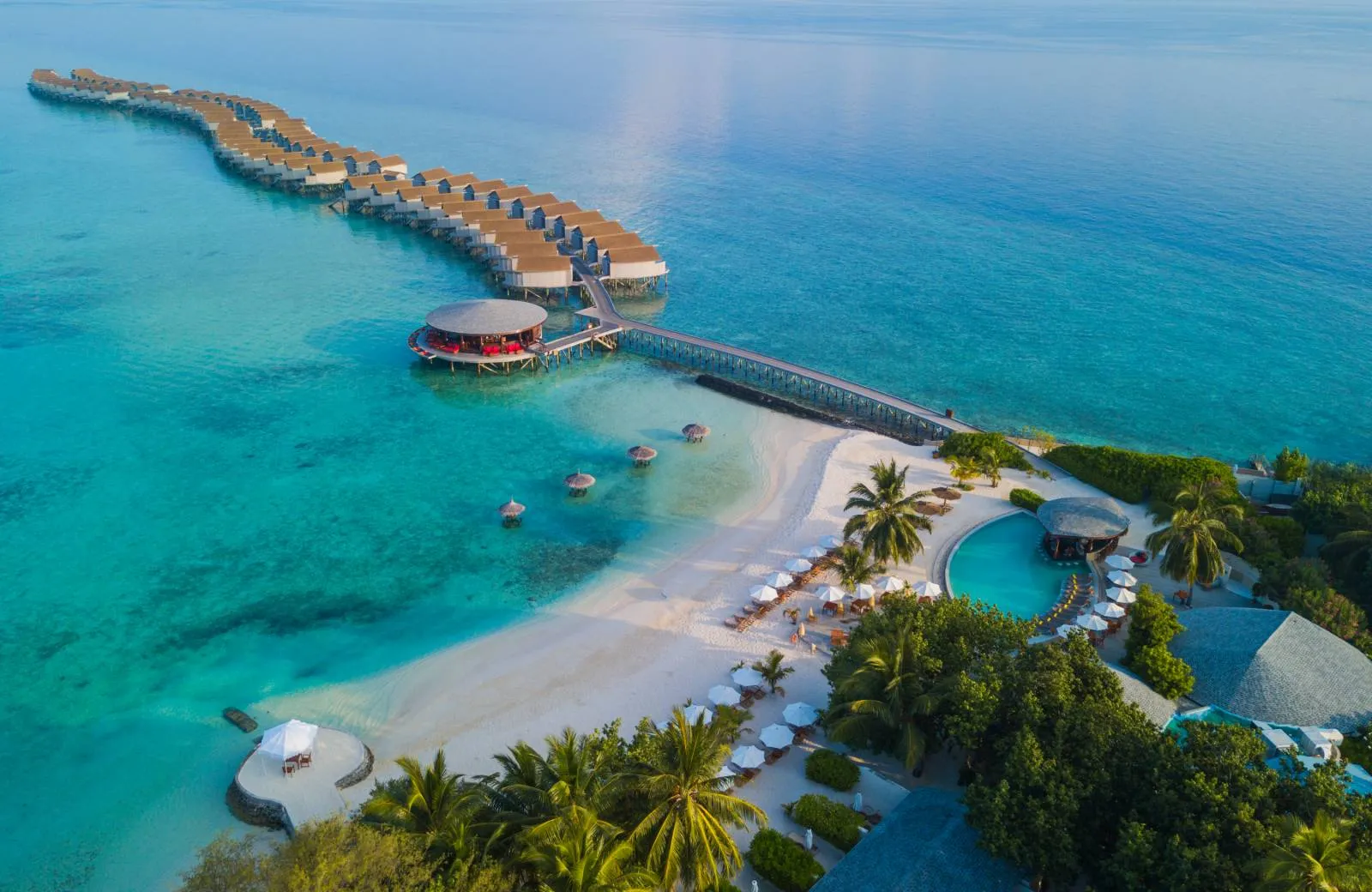 Centara Ras Fushi Resort & Spa Maldives 4*
