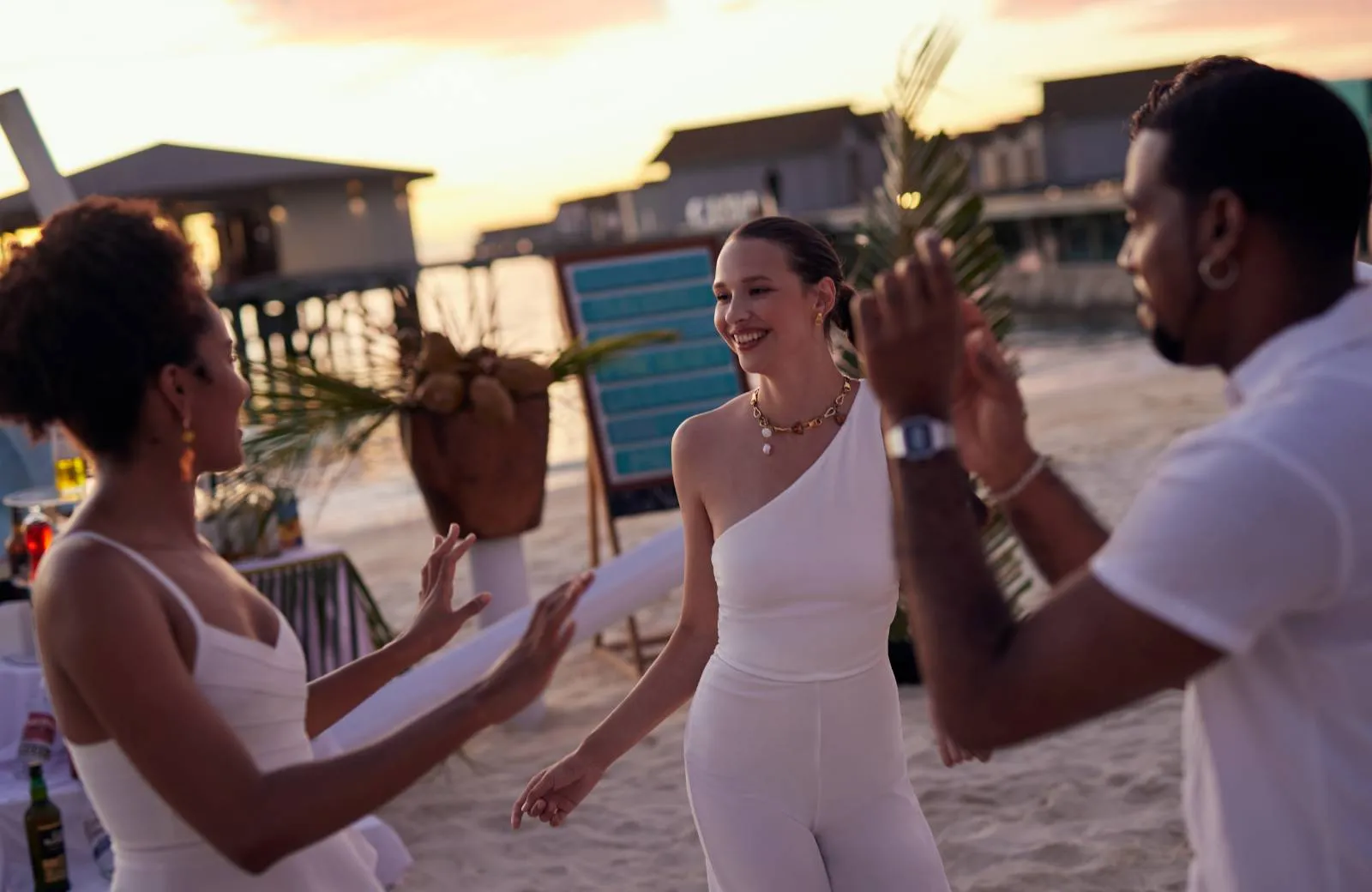 Centara Ras Fushi Resort & Spa Maldives 4*