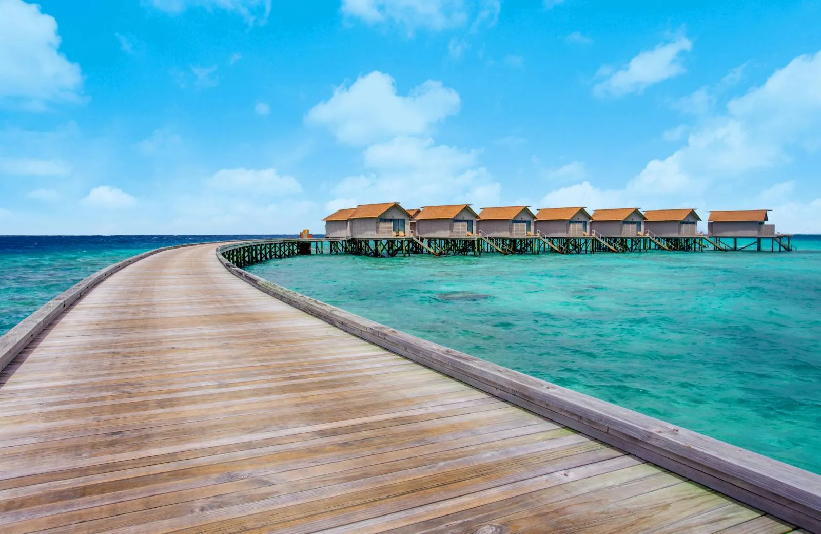 Centara Ras Fushi Resort & Spa Maldives 4*