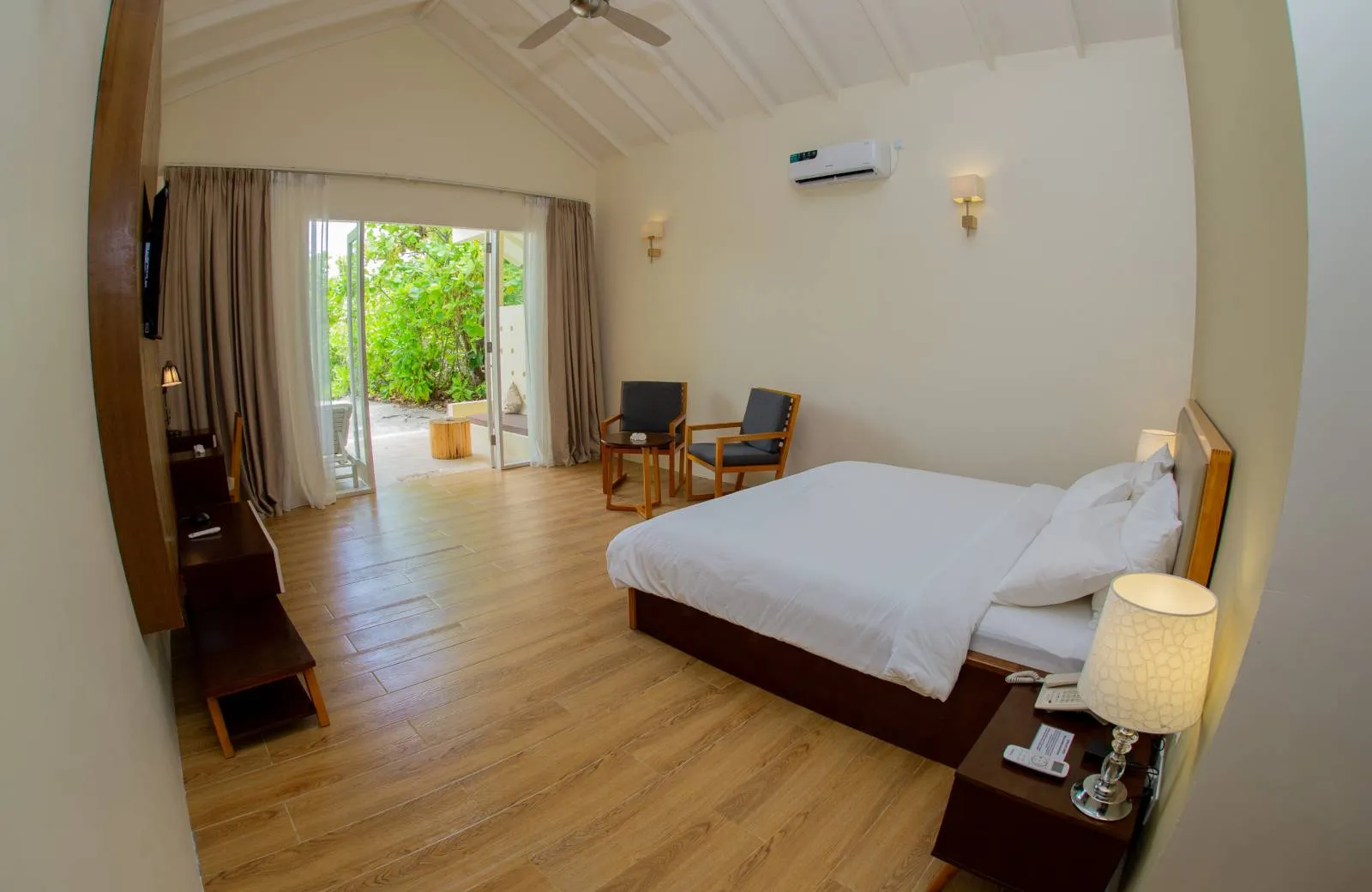 Hondaafushi Island Resort 4*