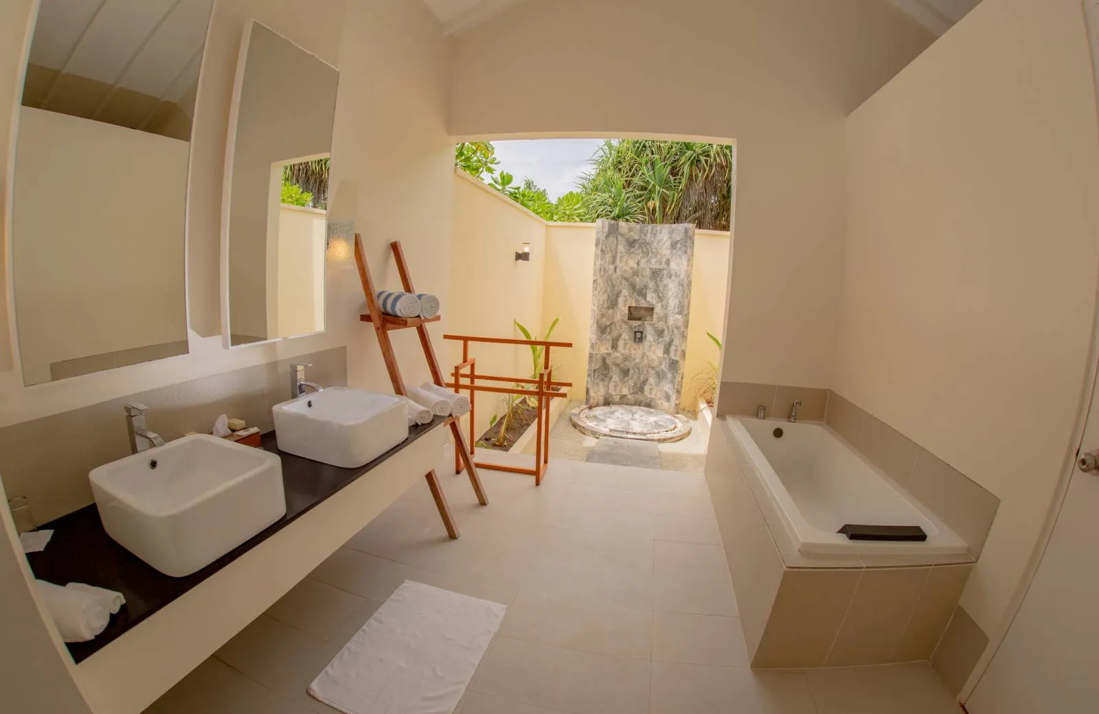 Hondaafushi Island Resort 4*