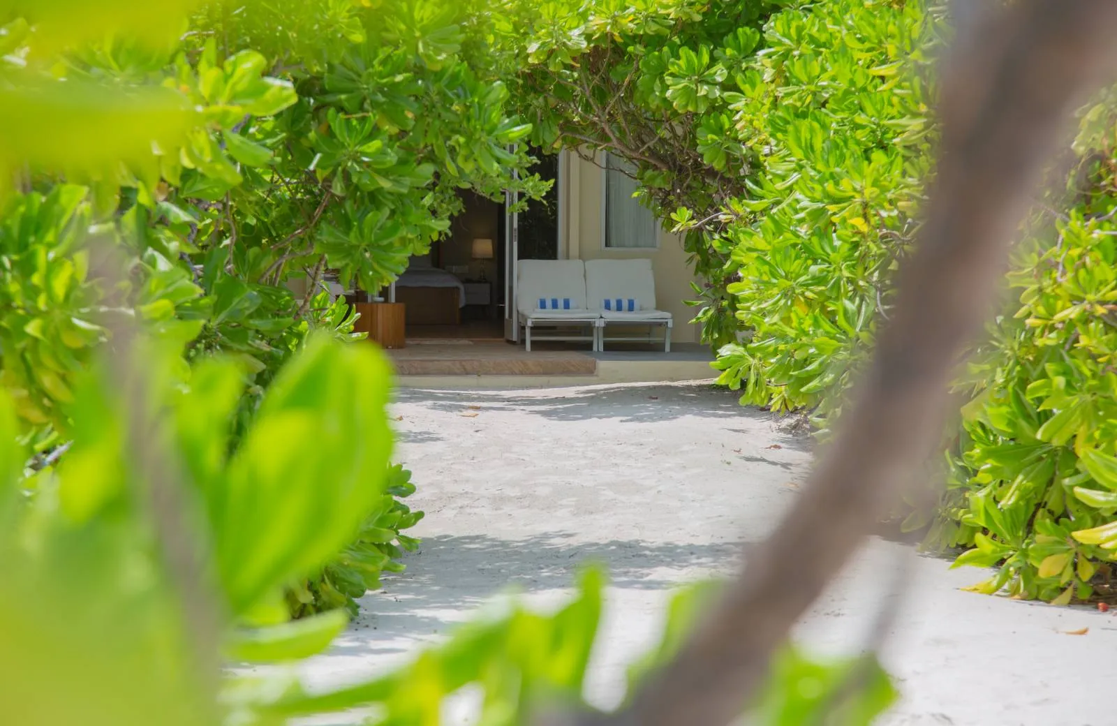 Hondaafushi Island Resort 4*