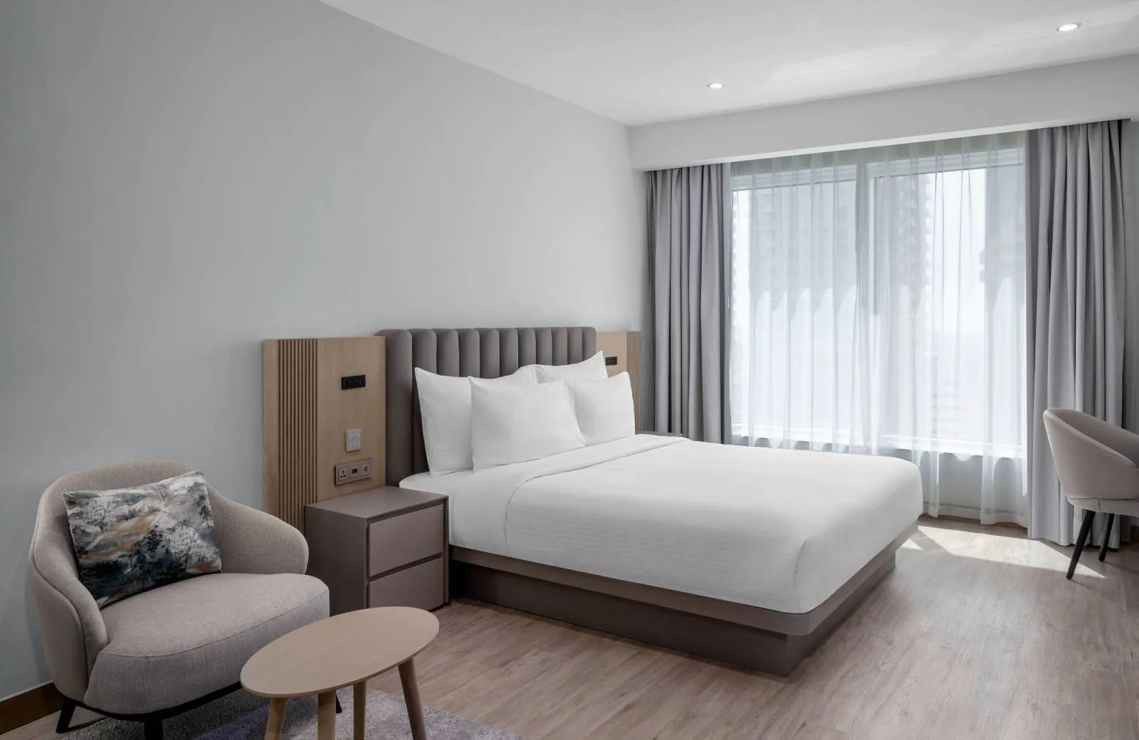Residence Inn by Marriott Sheikh Zayed Road, Dubai 4*
