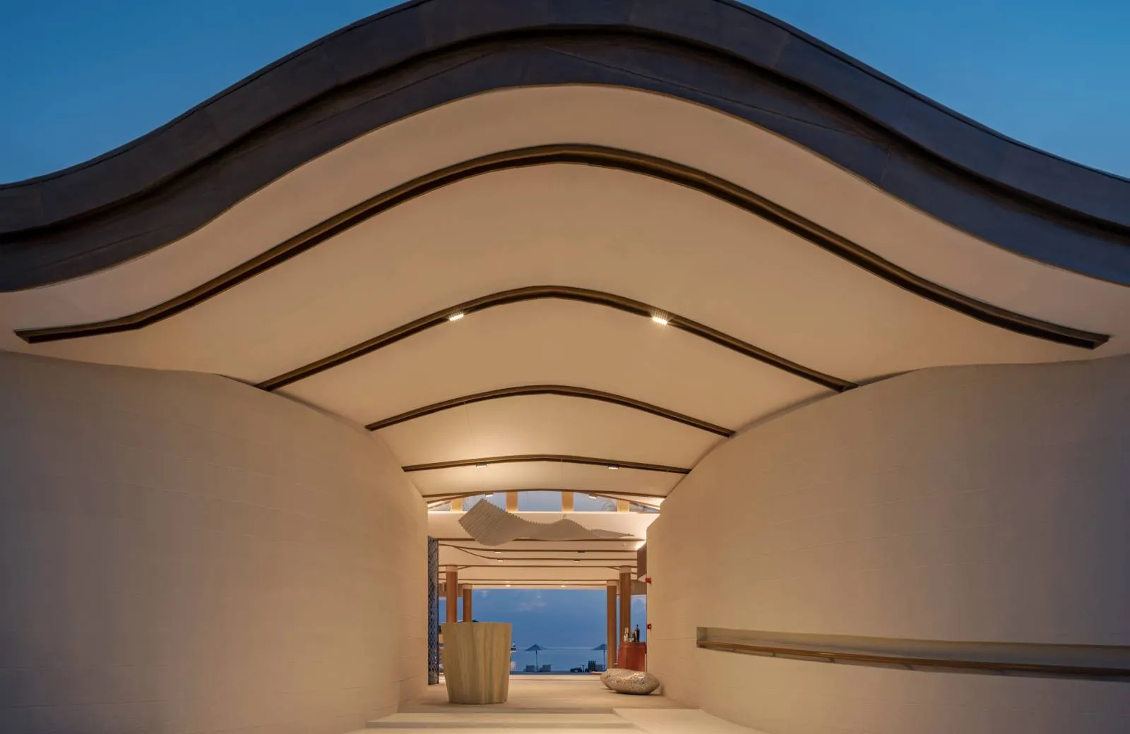 Centara Grand Lagoon Maldives 5*