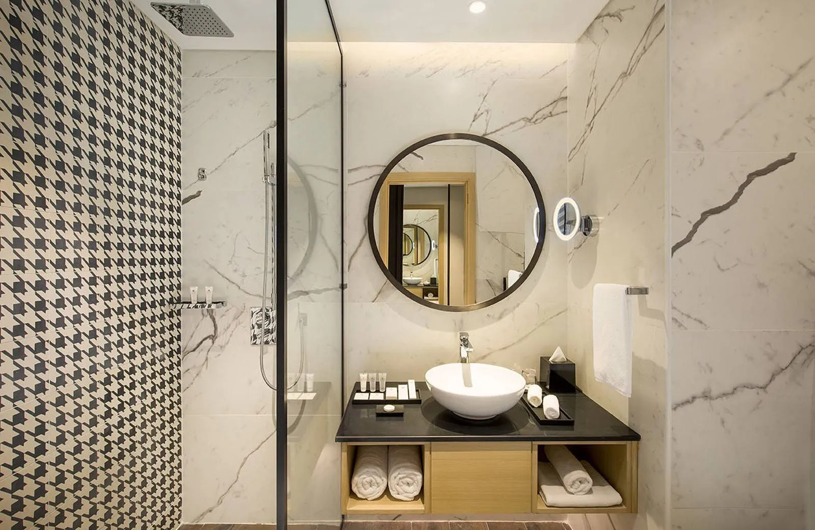 Millennium Al Barsha 4*