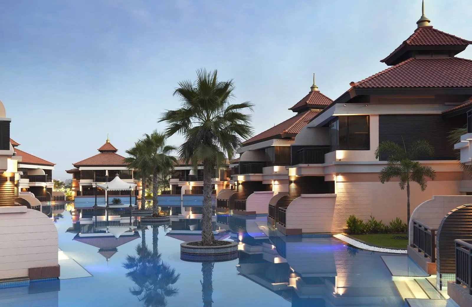 Anantara The Palm Dubai Resort 5*