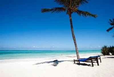 Karafuu Hotel Beach Resort  5*