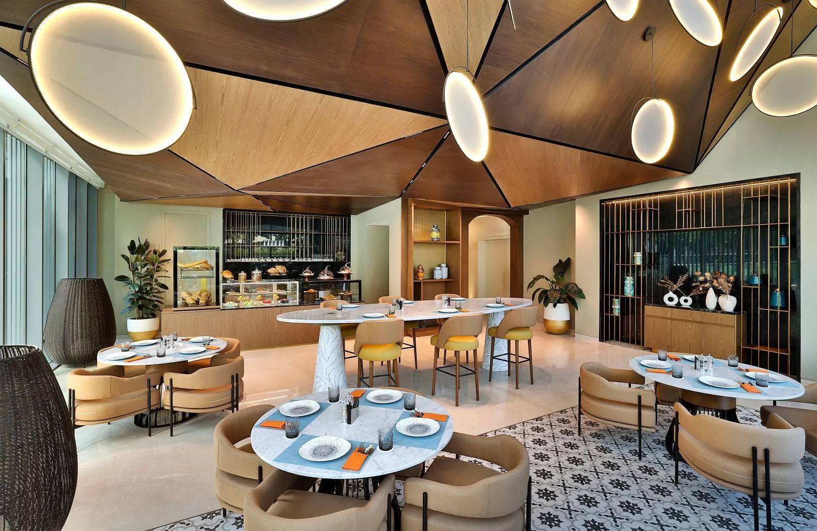 Tumbi Hotel Dubai The Palm, Tapestry Collection by Hilton 4*