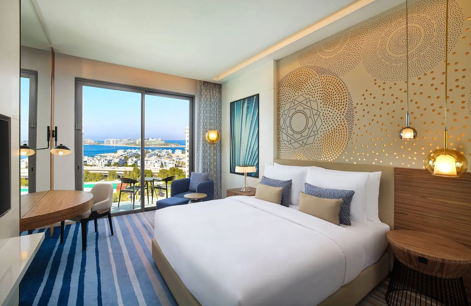 Tumbi Hotel Dubai The Palm, Tapestry Collection by Hilton 4*