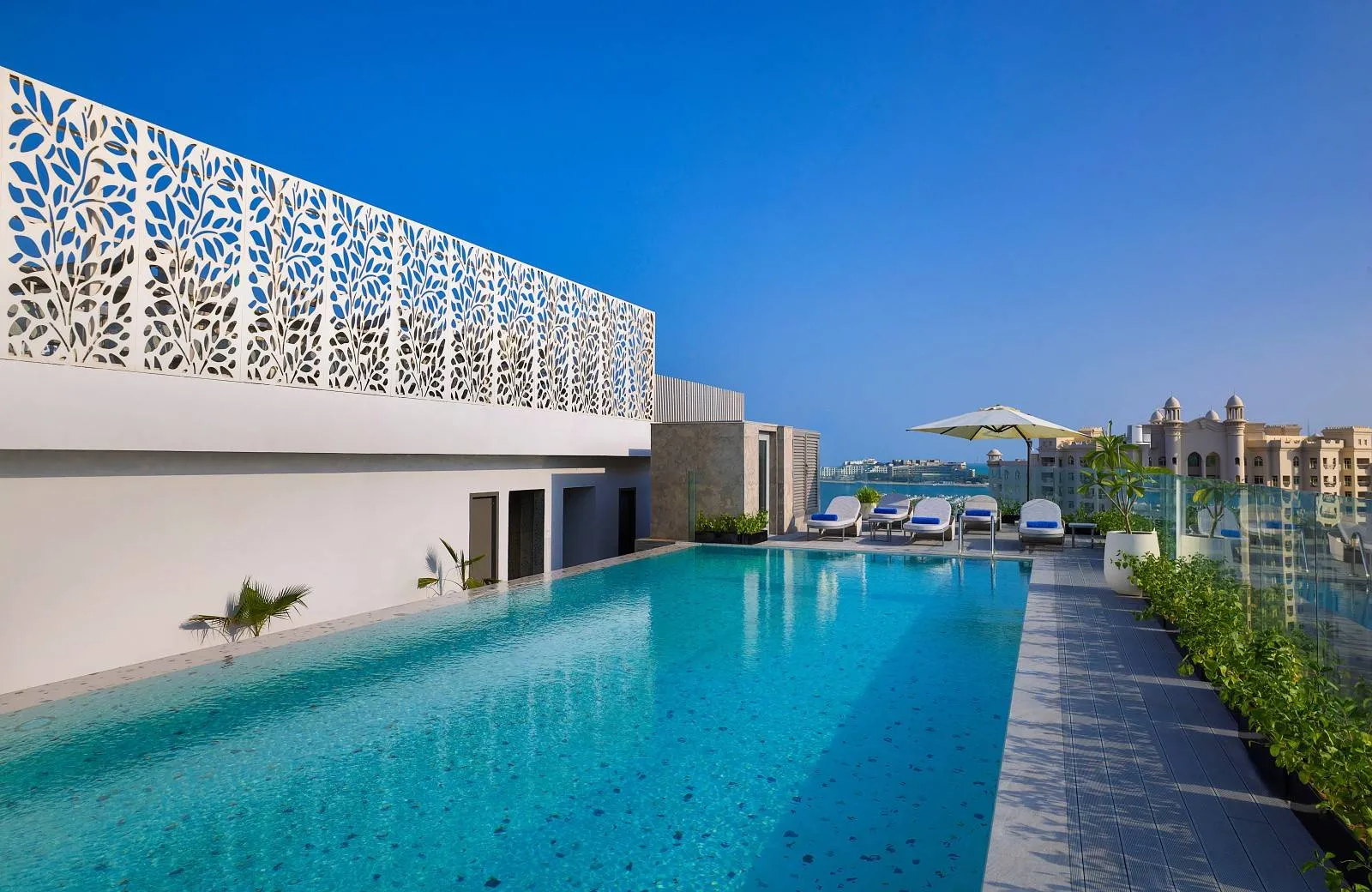 Tumbi Hotel Dubai The Palm, Tapestry Collection by Hilton 4*