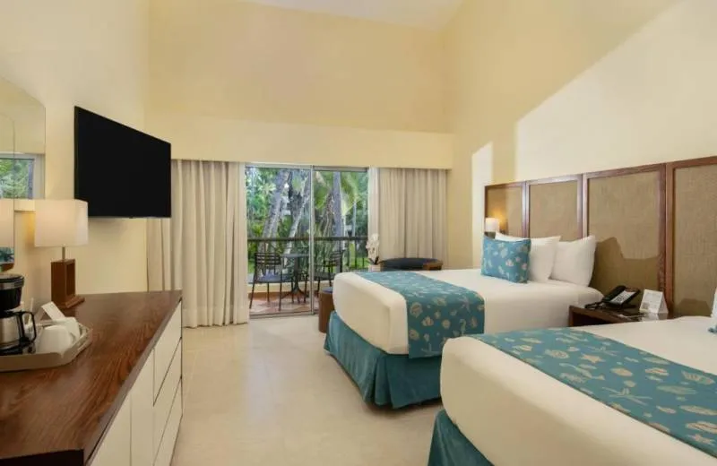 Impressive Punta Cana Resort and SPA 4*