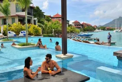 Eden Bleu Hotel 4*