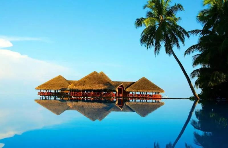 Medhufushi Island Resort 4*