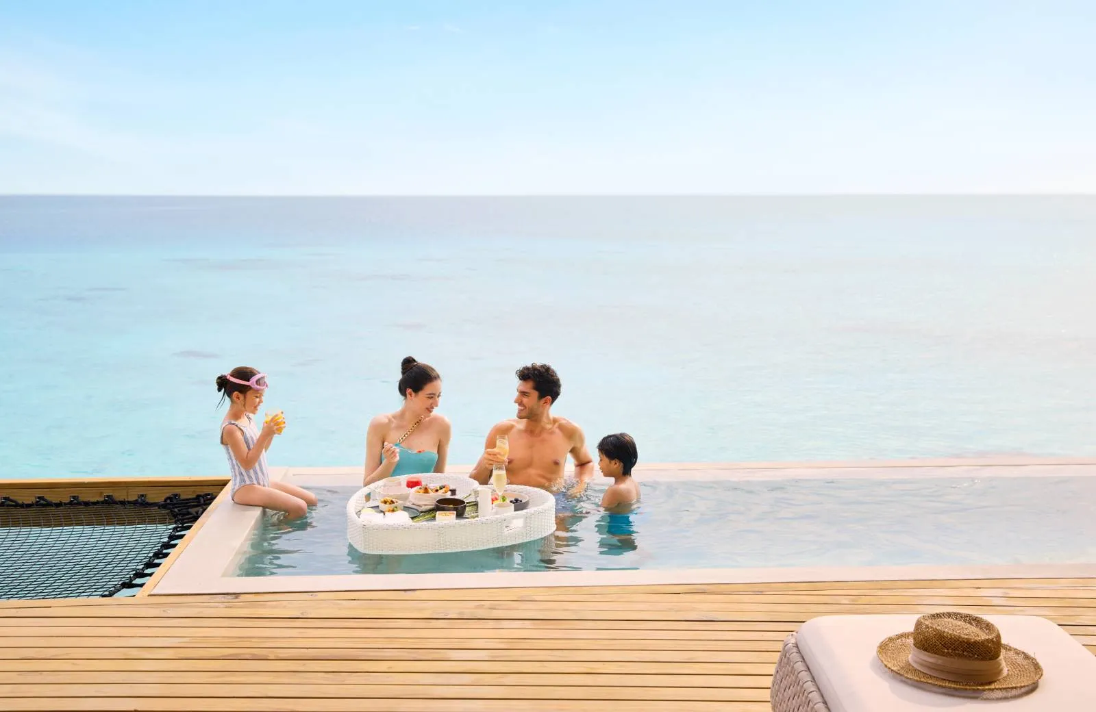 Centara Mirage Lagoon Maldives 5*