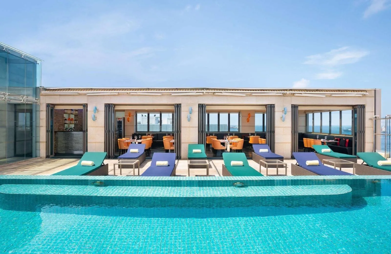 Jen Maldives Male by Shangri-La Hotel 4*