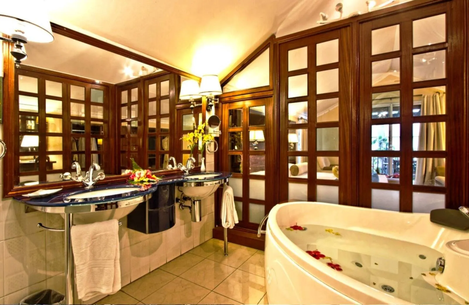 Hibiscus Boutique Hotel 3*